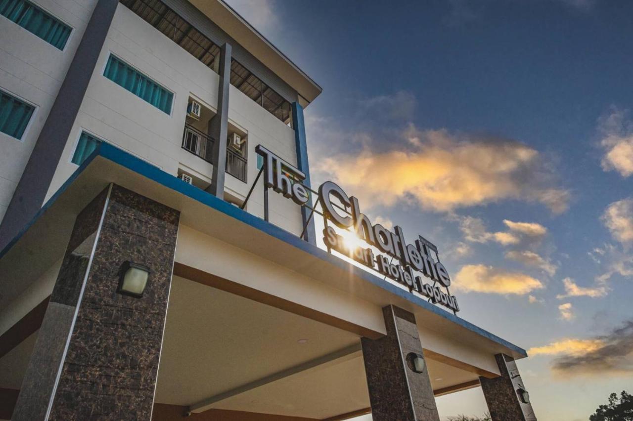 The Charlotte Smart Hotel Lop Buri Esterno foto