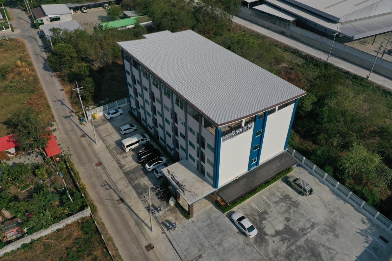 The Charlotte Smart Hotel Lop Buri Esterno foto