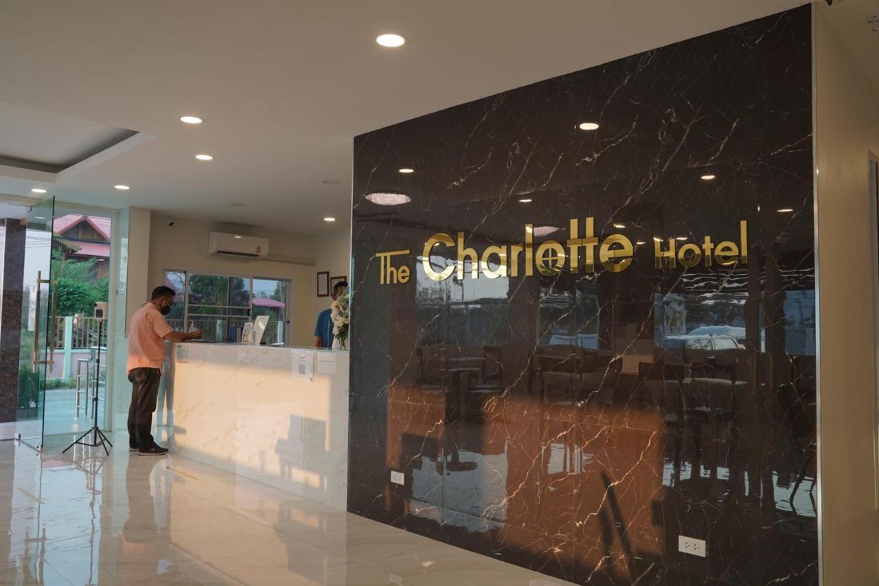 The Charlotte Smart Hotel Lop Buri Esterno foto